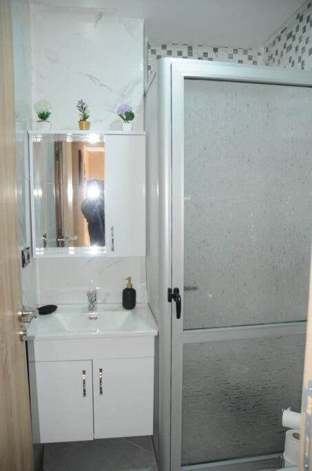 Appartement Meuble Et Bien Situe Мекнес Экстерьер фото