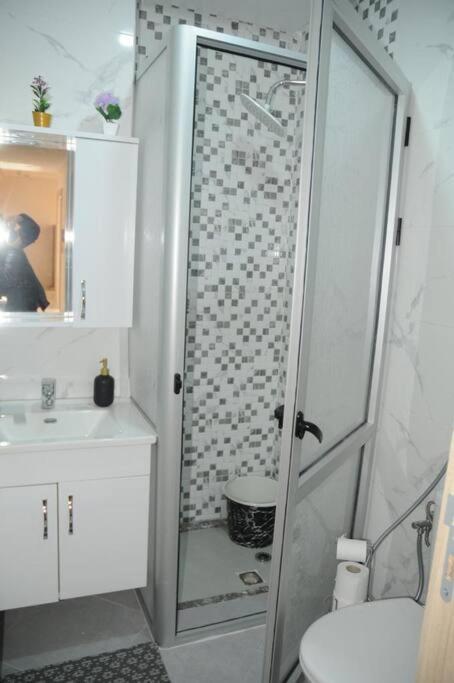 Appartement Meuble Et Bien Situe Мекнес Экстерьер фото